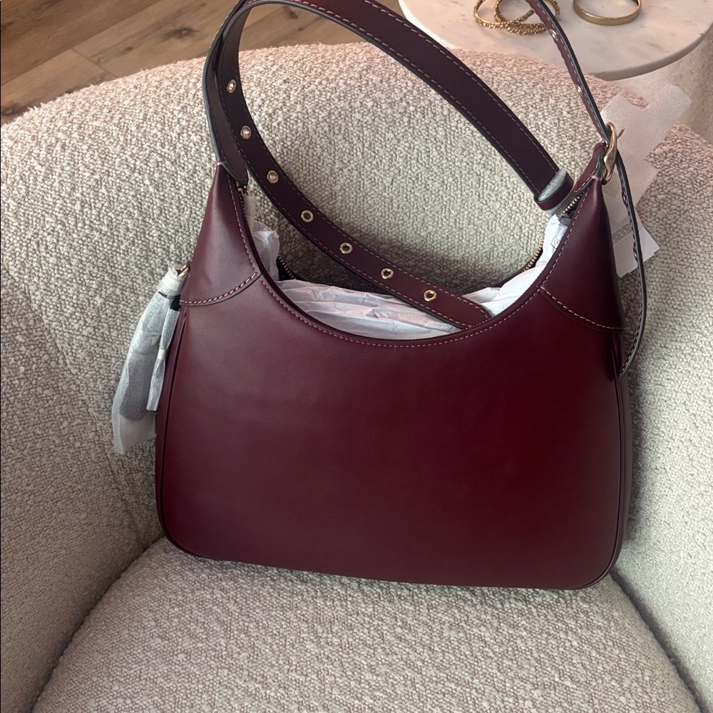 Coach Ella Bag Smooth Leather Burgundy Shoulder Bag NWT - Picture 4 of 8